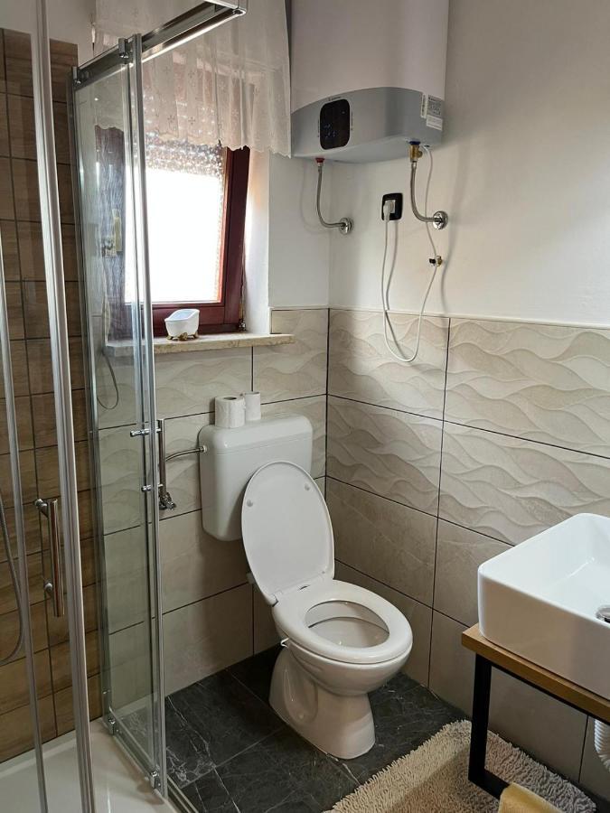 Studio Apartman San 3 Liznjan Exterior photo